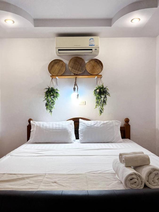 Secret Place Hotel And Restaurant Haad Yao Bagian luar foto