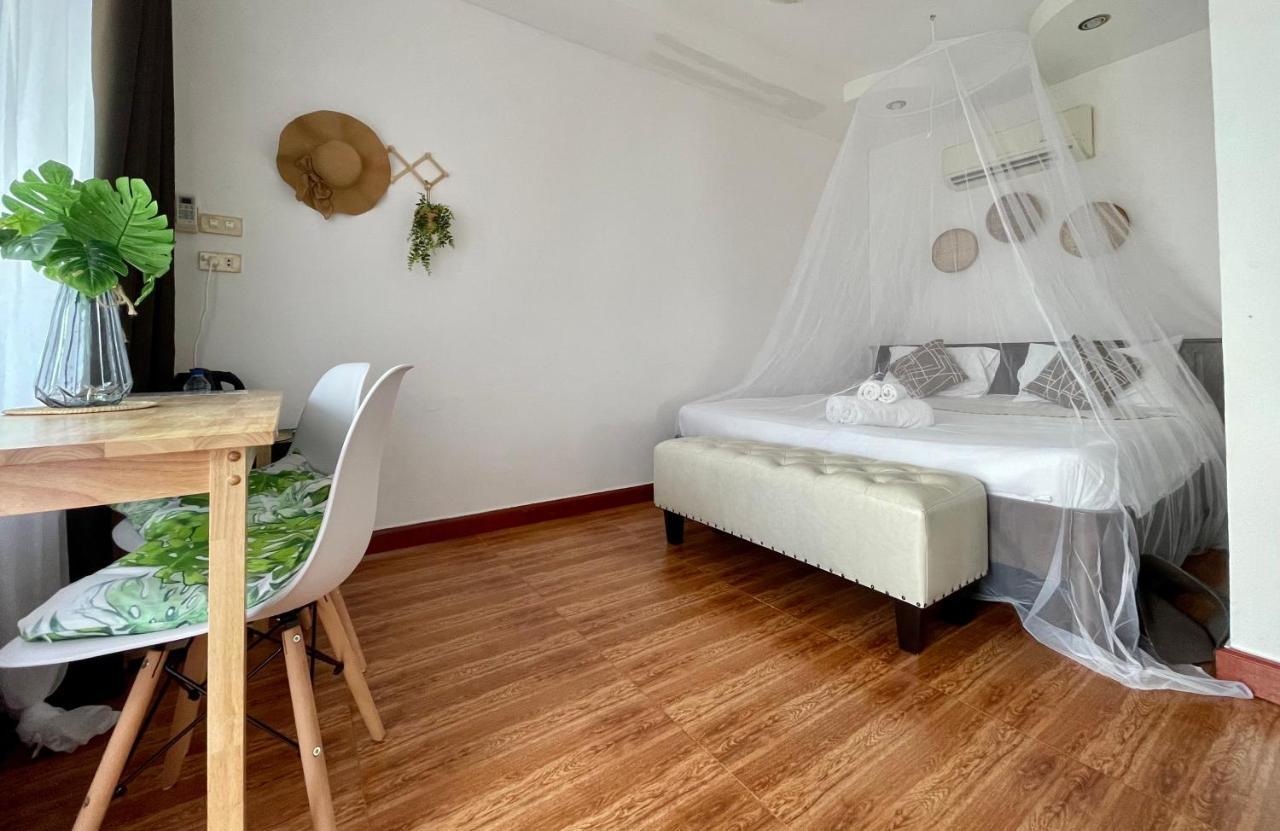 Secret Place Hotel And Restaurant Haad Yao Bagian luar foto
