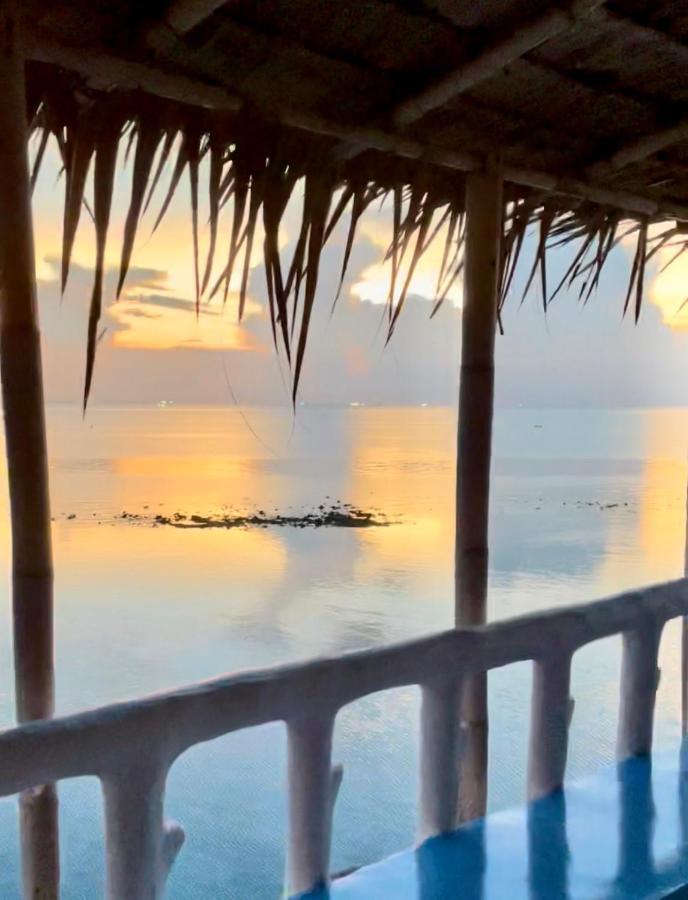 Secret Place Hotel And Restaurant Haad Yao Bagian luar foto