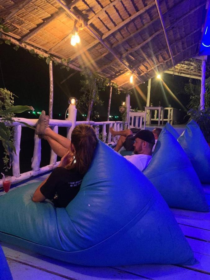 Secret Place Hotel And Restaurant Haad Yao Bagian luar foto