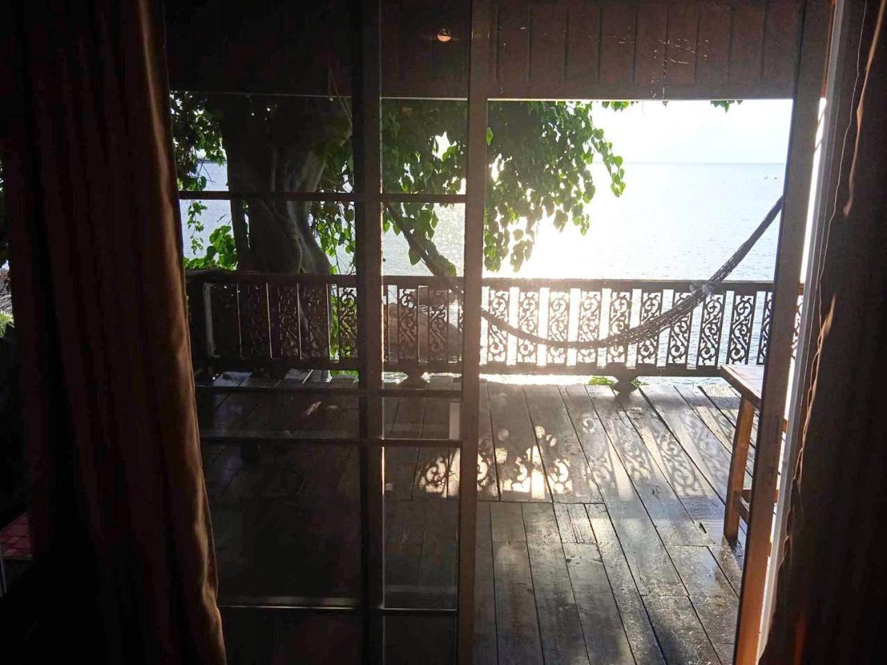 Secret Place Hotel And Restaurant Haad Yao Bagian luar foto