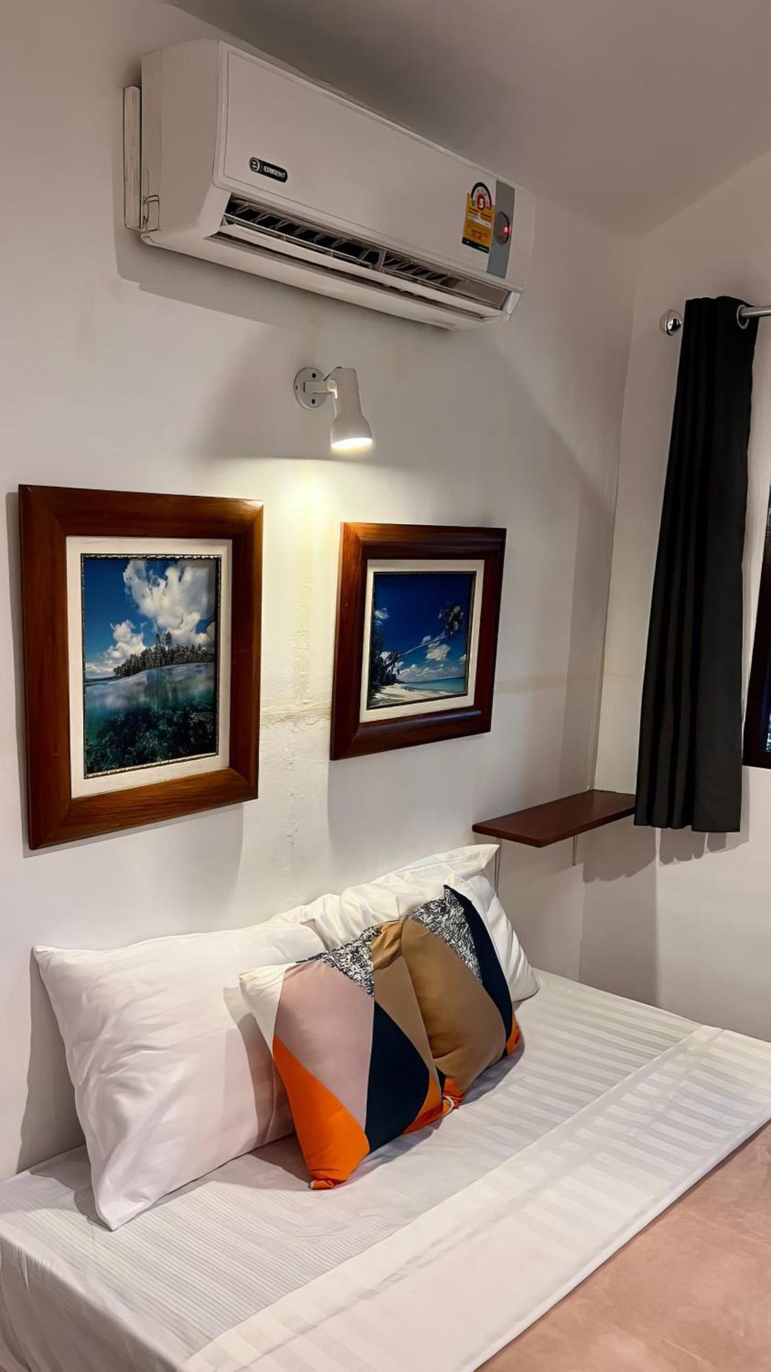Secret Place Hotel And Restaurant Haad Yao Bagian luar foto
